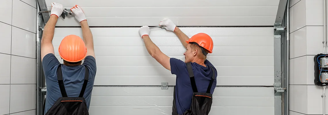 Driveway Garage Door Local Technicians in Schaumburg, Illinois