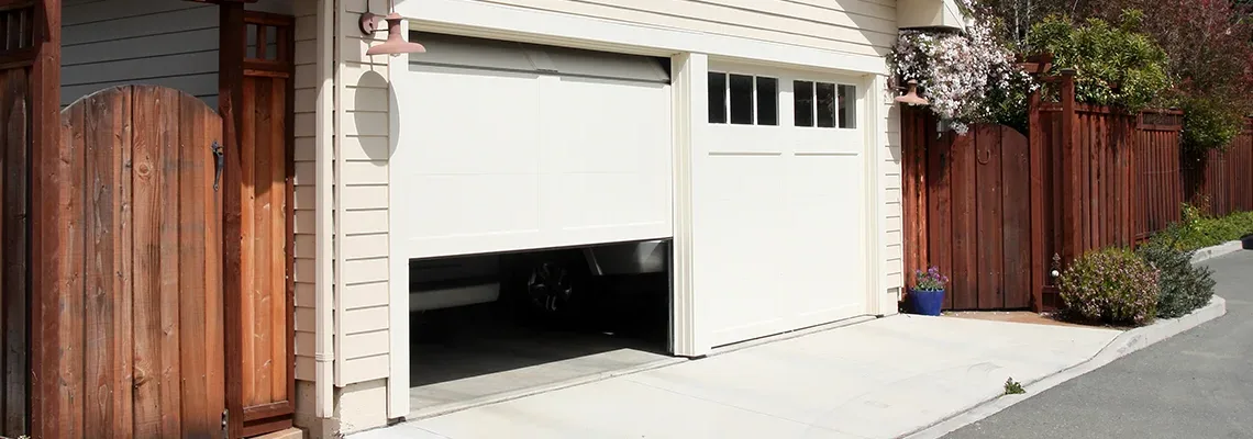 Repair Garage Door Won't Close Light Blinks in Schaumburg, Illinois