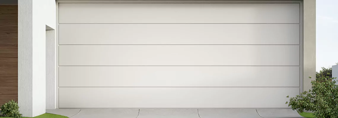 Sliding Garage Door Repair Help in Schaumburg, Illinois